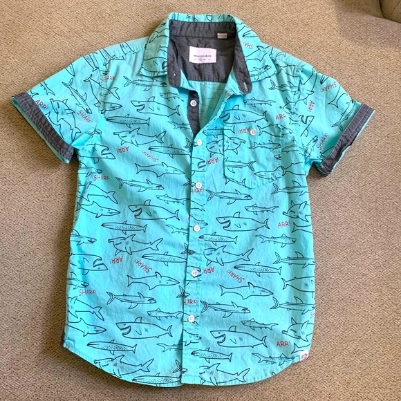 👔 🦈 Button Down Short Sleeve Shark Shirt 👕 Size L 10/12 - Picture 2 of 4